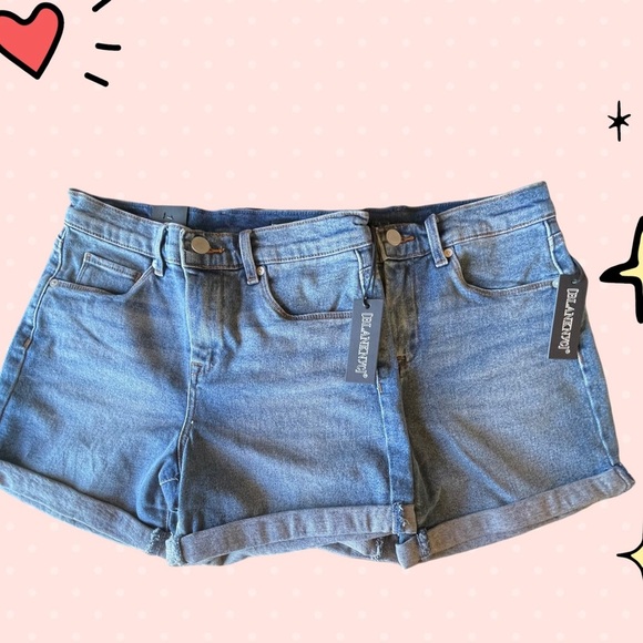 NWT TWO EXACT PAIR WOMENS BLANK NYC HIGH RISE DENIM ROLLED CUFF SHORTS 5 POCKETS - Picture 1 of 7